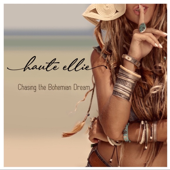 BAILEY- Belted Cotton Shorts - Picture 6 of 6